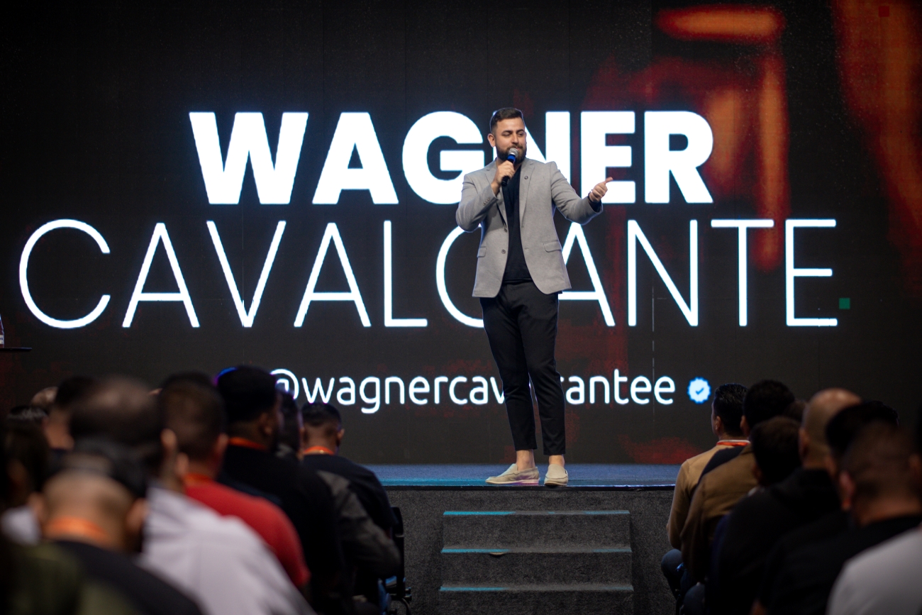 Wagner durante palestra para empresários