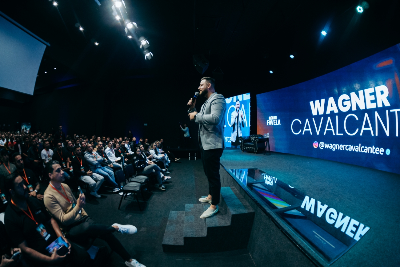 Wagner em evento corporativo